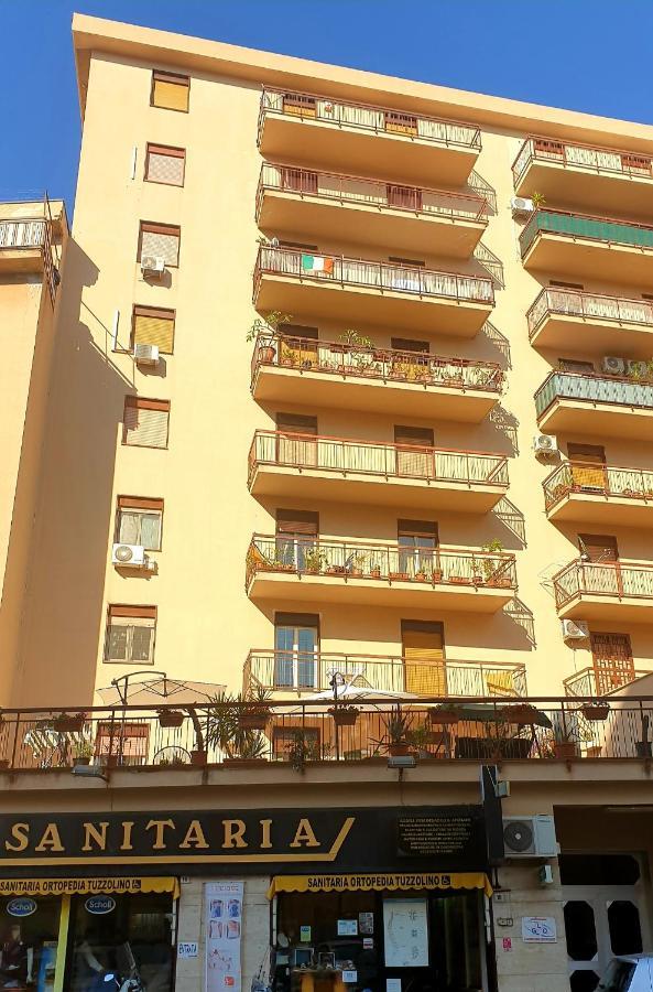 Civico 20 Bed & Breakfast Палермо Екстериор снимка